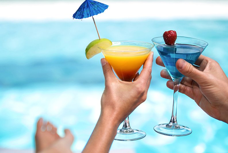Hotel com Bar na Piscina | Dom Pedro Madeira | Pratos Típicos Madeira