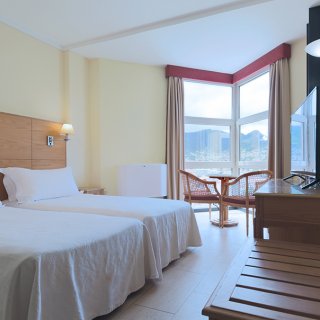 Funchal Hotels | Dom Pedro Madeira | Classic Room with Bay View